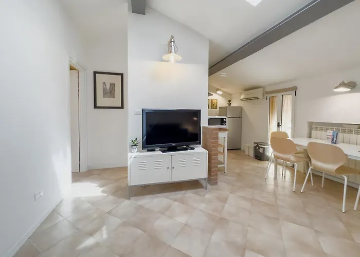 Realkasa Carro 7 Apartman *