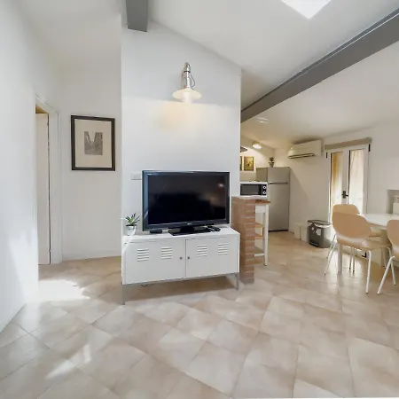 Realkasa Carro 7 Apartment *